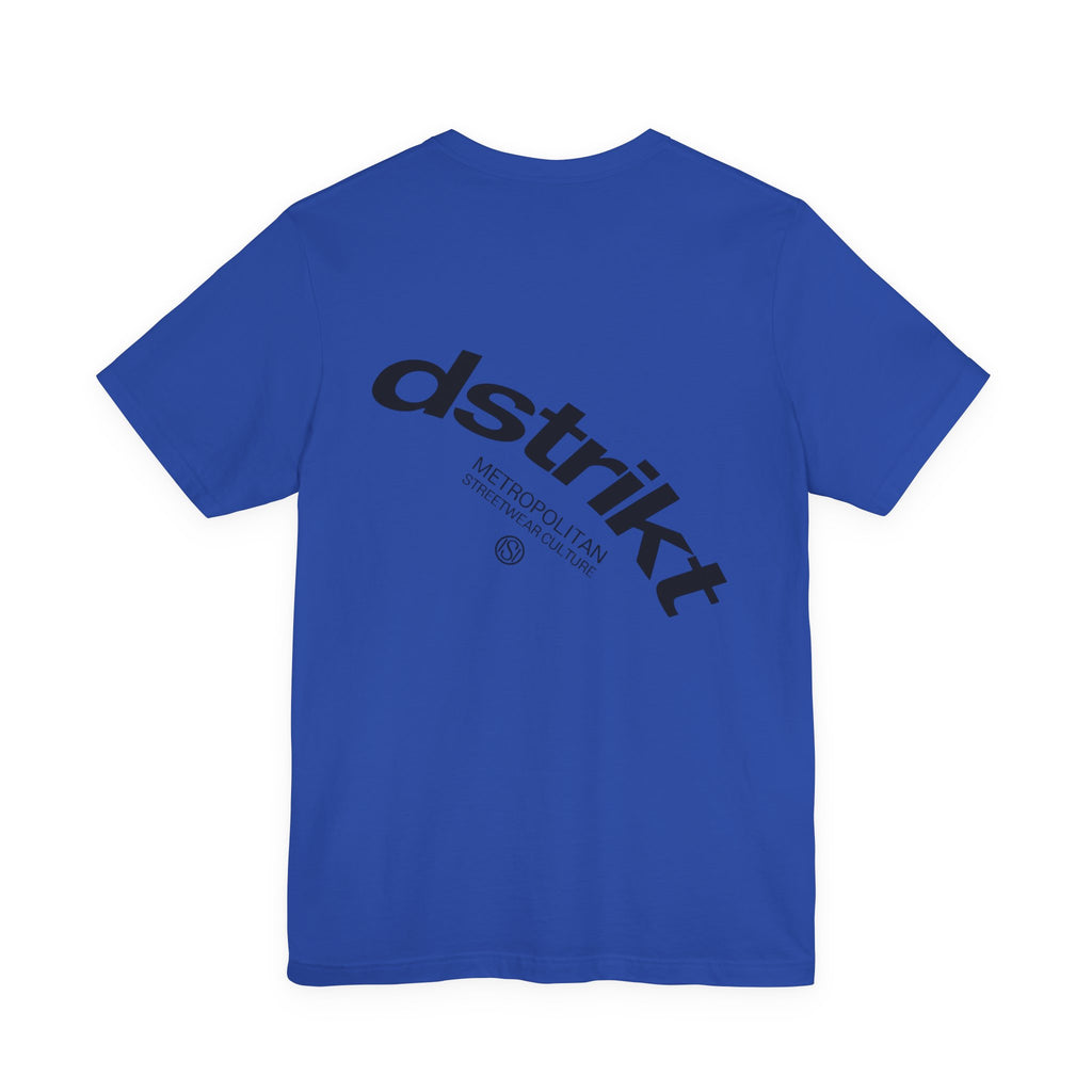 Camiseta Dstrikt Logo — Minimal Back Graphic Tee